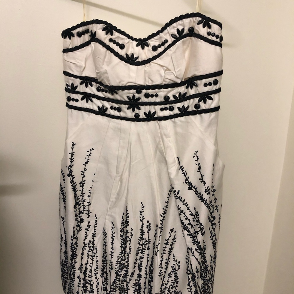 Black and white strapless dress. Size M